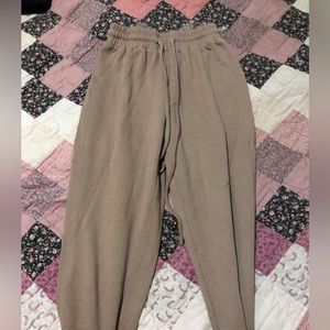 women’s sweatpants